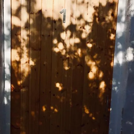 La Casita Escondida
