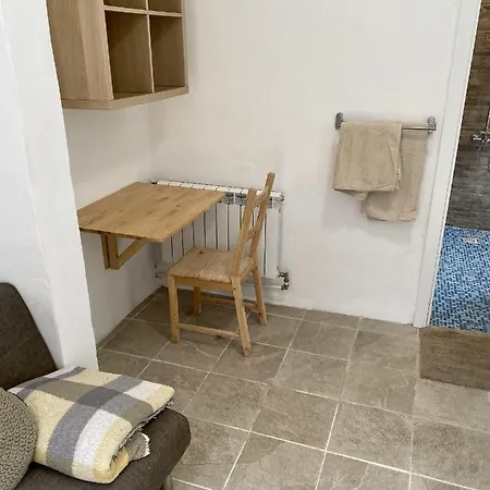 La Casita Escondida