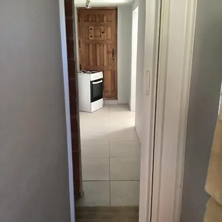 La Casita Escondida